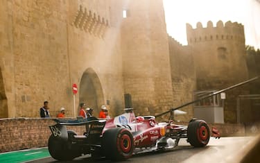 LECLERC E IL POKER DI POLE A BAKU E UN TABU'