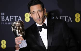 epa11901869 US actor Adrian Brody poses in the press room after winning the Best Actor award for 'The Brutalist' during the BAFTA Film Awards at the Royal Festival Hall in London, Britain, 16 February 2025. The ceremony is hosted by the British Academy of Film and Television Arts (BAFTA).  EPA/TOLGA AKMEN