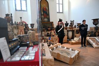 Some 600 stolen works of art that where gave back by the United States of America to the Italian Carabinieri Command for the Protection of Cultural Heritage are displayed during their presentation to journalists in Rome, Italy, 28 May 2024.   ANSA/ETTORE FERRARI