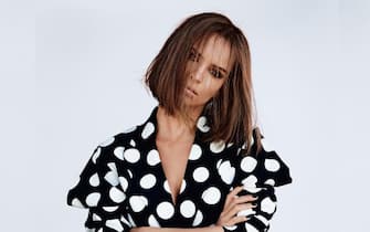 Emrata capelli corti lisci