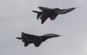 MiG 29 jet fighters of Russian aerobatic team Strizhi (Swifts) perform during the MAKS 2019 International Aviation and Space Salon in Zhukovsky outside Moscow, Russia, 01 September 2019. ANSA/SERGEI ILNITSKY