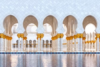 Sheikh Zayed Grand Mosque, Abu Dhabi, United Arab Emirates, Middle East. (Photo by: Franco Cappellari/REDA&CO/Universal Images Group via Getty Images)