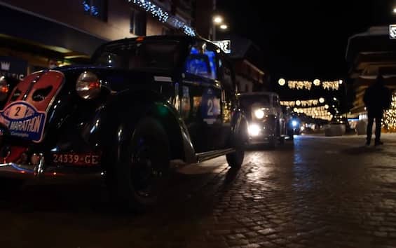 Winter Marathon 2021: lo spettacolo della auto storiche sulle Dolomiti. VIDEO | Sky Sport