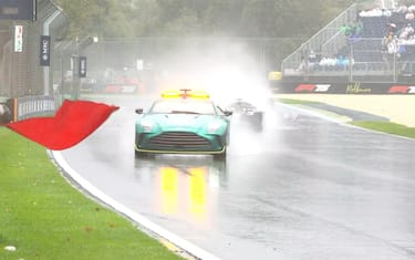 Partenza con Safety Car in F2, cancellata la F2