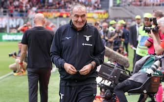 Italy, Milan, may 6 2023: Maurizio Sarri (Lazio manager) enters the field and moves to the bench during soccer game AC MILAN vs SS LAZIO, Serie A Tim 2022-2023 day34 San Siro stadium (Photo by Fabrizio Andrea Bertani/Pacific Press) - Fabrizio Andrea Bertani_050723(9) - Sipa.08920.JPG - Sipa.08958.JPG//PACIFICPRESS_xyz00004773_000113/Credit:Bertani/PACIFIC PRESS/SIPA/2305071436