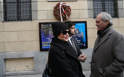 Milano, morte di Ornella Vanoni, la camera ardente al Piccolo Teatro di Milano, Simona Ventura, Giovanni Terzi