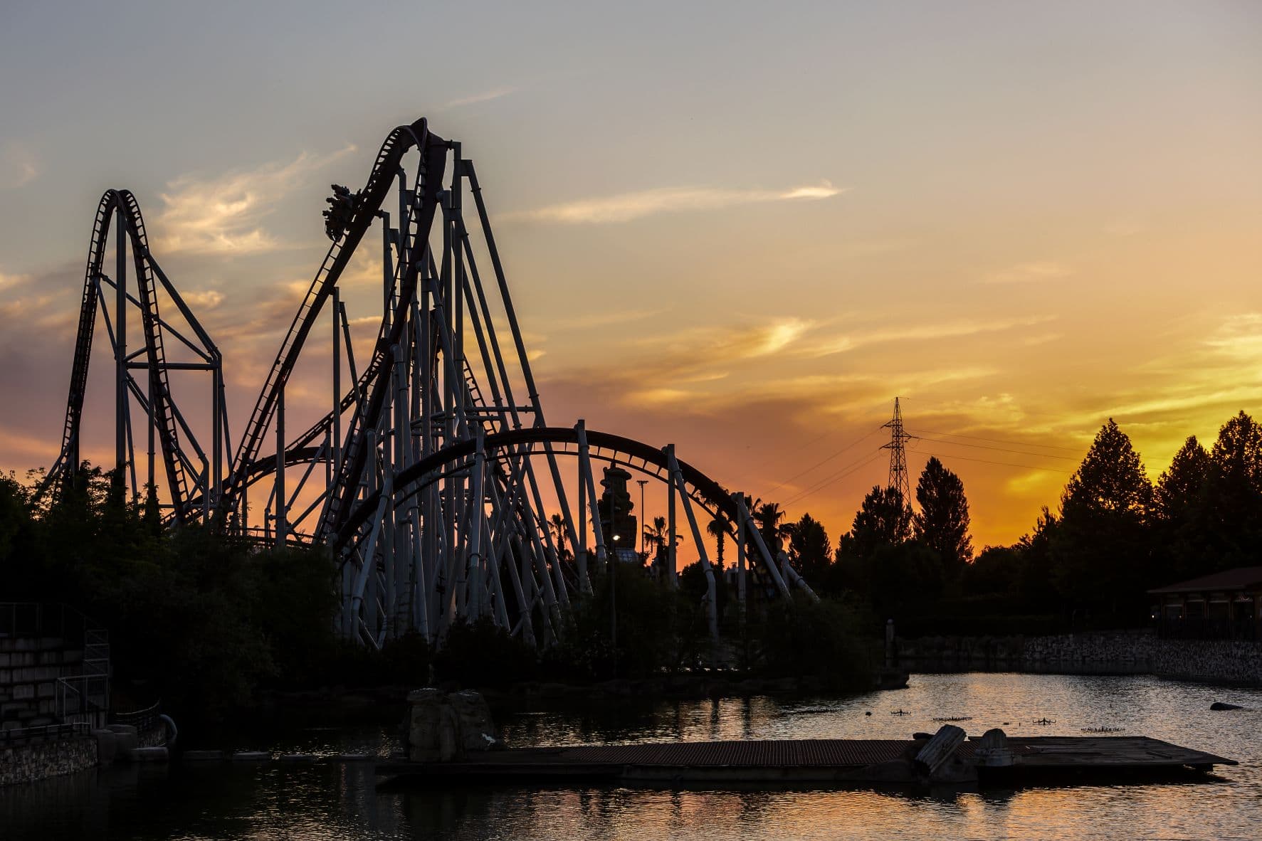 Magicland al tramonto