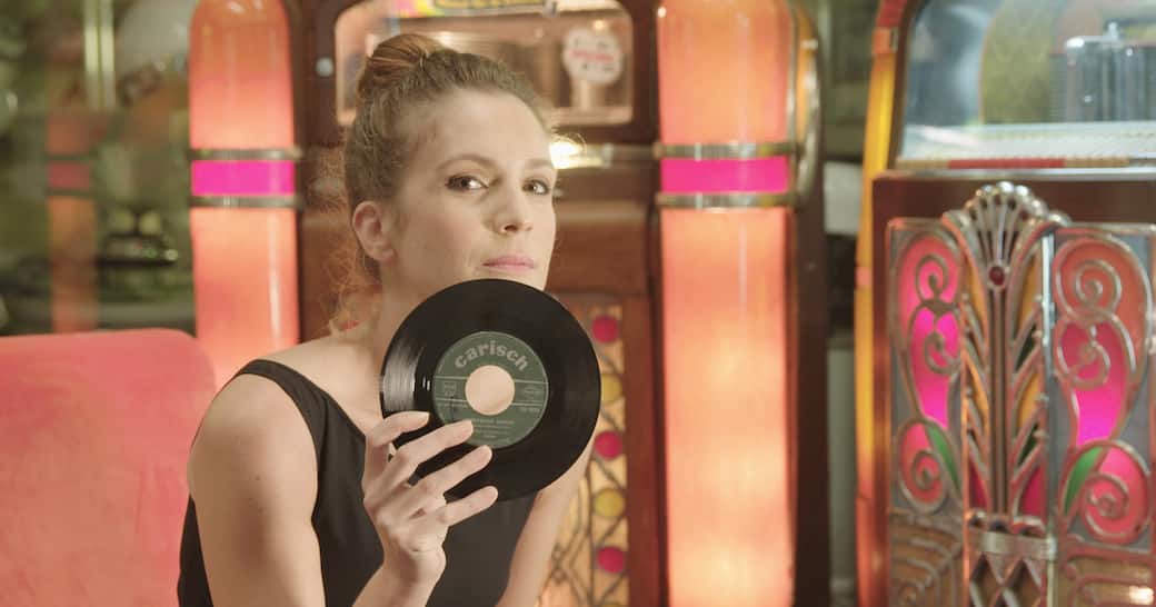 Retromania di Isabella Ragonese