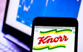 KIEV, UKRAINE - 2019/04/11: In this photo illustration a Knorr is a German food and beverage brand. is owned by the British-Dutch company Unilever logo seen displayed on a smart phone. (Photo Illustration by Igor Golovniov/SOPA Images/LightRocket via Getty Images)
