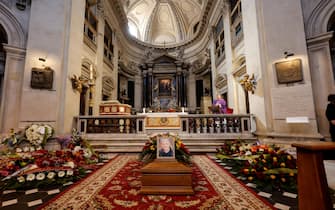 Un momento alla Chiesa degli Artisti durante i funerali di Antonello Fassari, Roma, 8 Aprile 2025. ANSA/GIUSEPPE LAMI