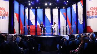 Trump ha risposto in diretta per più di un’ora durante un dibattito della CNN, con un faccia a faccia con gli elettori, nella prima uscita dopo la condanna per abusi sessuali