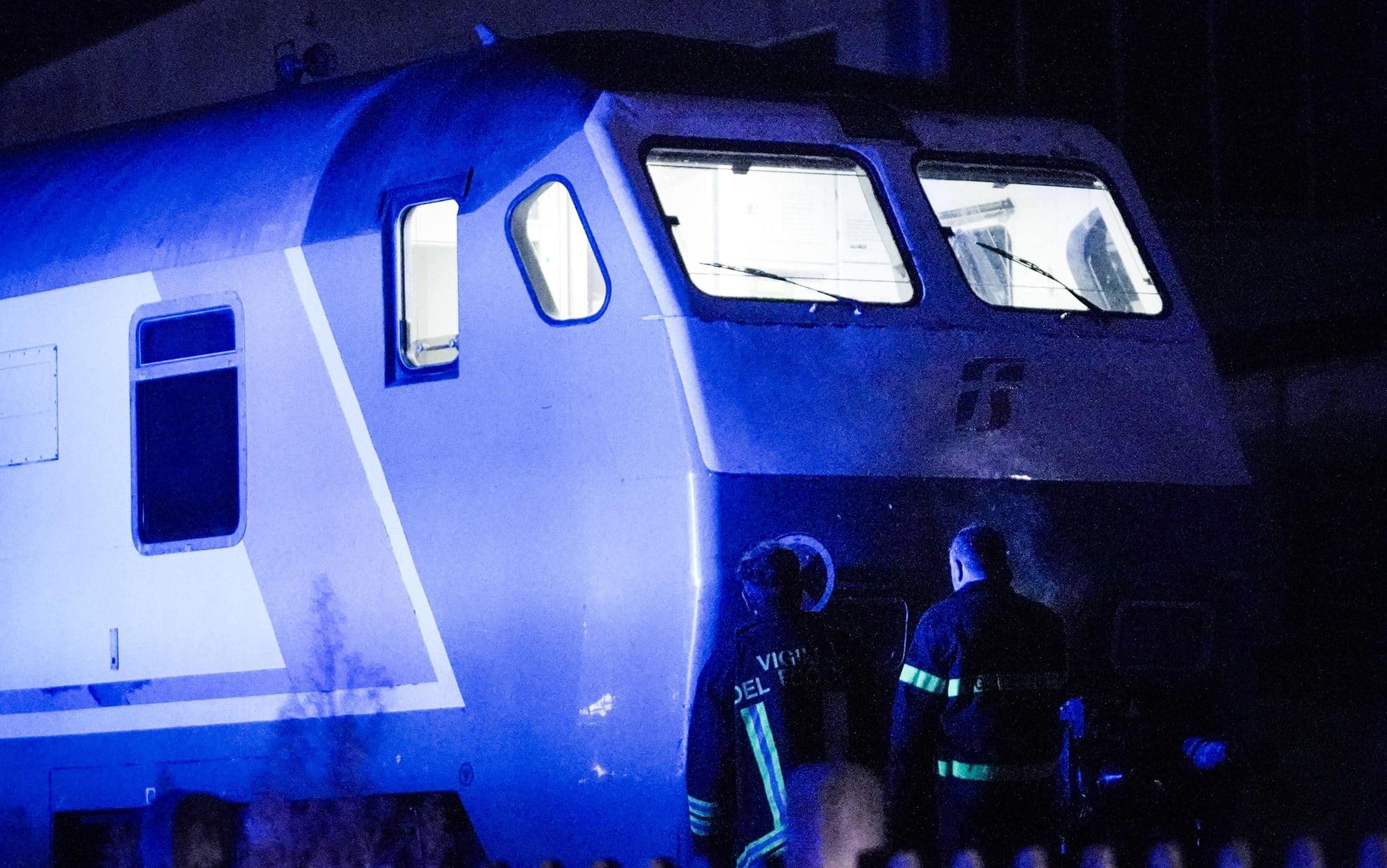 Treno Travolge Operai Al Lavoro Sui Binari, Cinque Morti Nel Torinese ...