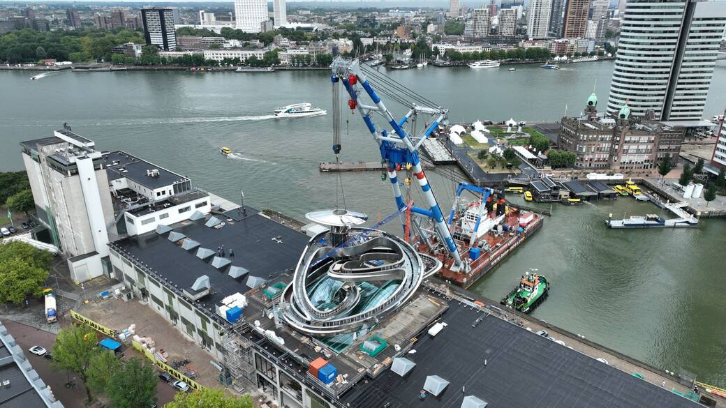 FENIX_Tornado_Installation._Photo_by_Henry_Verhorst.jpeg