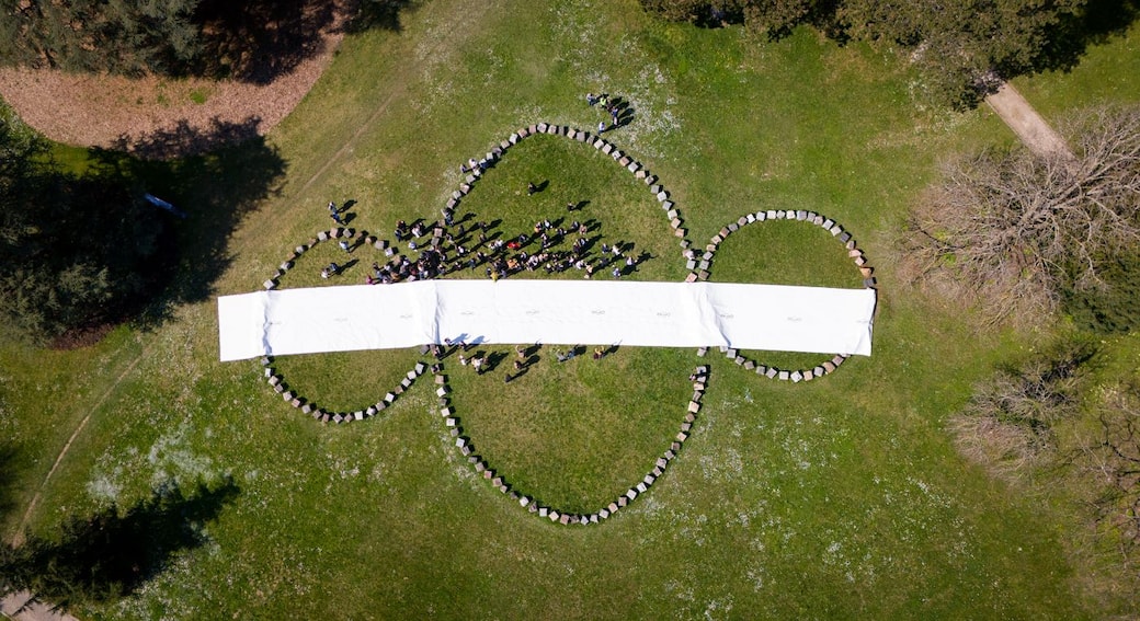 Glacial Threads: From Forest to Future Textiles - evento inaugurale 21 marzo 2024. Ginevra, Parco del Palazzo delle Nazioni Unite. Foto: Lenzing_Genf©SkylineMedien