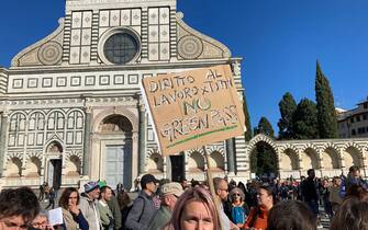 Una manifestazione no Green pass a Firenze