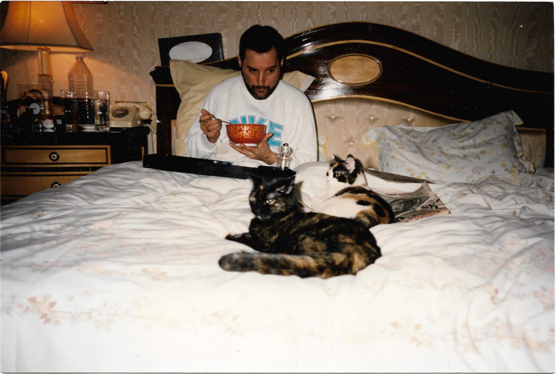 A_Life_in_Ten_Pictures_Freddie_Mercury_08.jpg