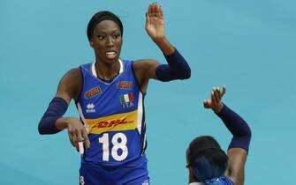 Italy's Paola Ogechi Egonu (L) reacts during the 2021 Women's European Volleyball Championship, semifinal match between the Netherlands and Italy in Belgrade, Serbia, 03 September 2021.  ANSA/ANDREJ CUKIC