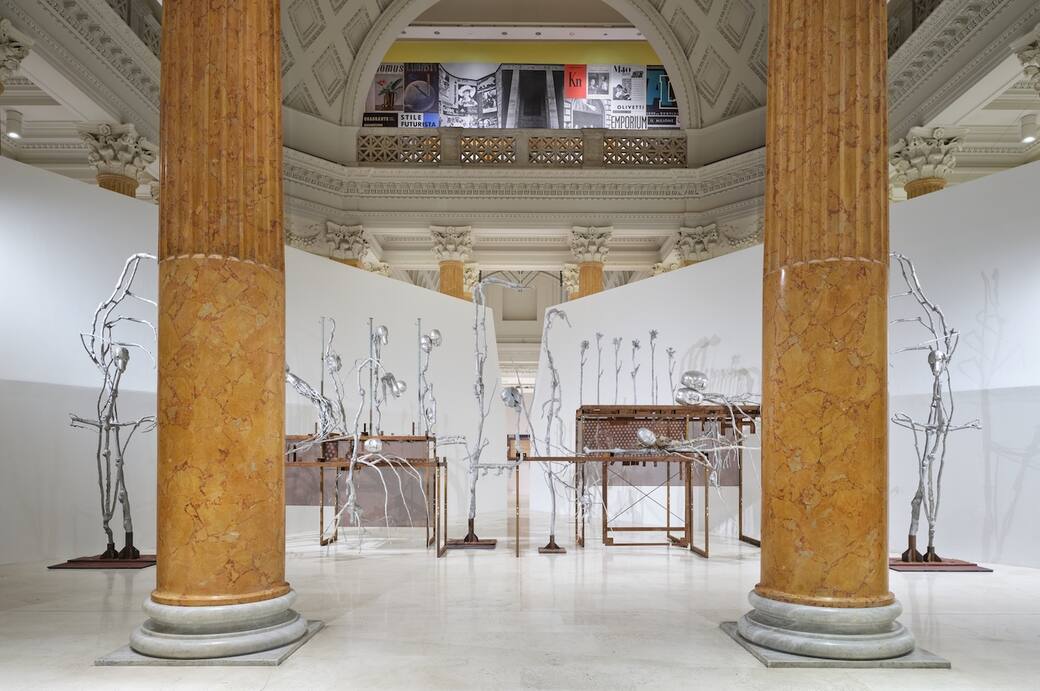 18esima Quadriennale d’arte, Fantastica, Palazzo Esposizioni Roma, veduta dell’allestimento della sezione curata da Francesco Bonami. Nella foto, l’opera di Giulia Cenci, courtesy Fondazione La Quadriennale di Roma, Fotografia Agostino Osio - Alto Piano