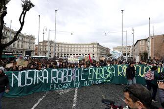Members of Fridays for Future and Climate activists during the Global Climate Strike in Rome, Italy, 3 March 2023. ANSA/GIUSEPPE LAMI