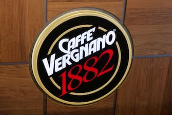 THE SIGN OF CAFFE' VERGNANO. IT IS AN ITALIAN COFFEE PRODUCTION COMPANY