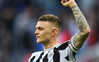 epa10555933 Kieran Trippier of Newcastle United celebrates after winning the English Premier League soccer match between Newcastle United and Manchester United in Newcastle, Britain, 02 April 2023.  EPA/Peter Powell EDITORIAL USE ONLY. No use with unauthorized audio, video, data, fixture lists, club/league logos or 'live' services. Online in-match use limited to 120 images, no video emulation. No use in betting, games or single club/league/player publications