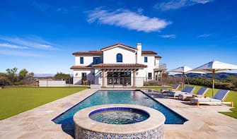 Villa Bella Thorne