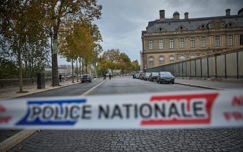 PARIS, FRANCE - OCTOBER 19: French Police officers seal off the area of a at The Louvre Museum on October 19, 2025 in Paris, France. France's Culture Minister, Rachida Dati, announced the closure of the world-famous art museum on X due to the robbery taking place just after the Louvre opened to the public. It is being reported that millions of pound with of historic jewellery belonging to Napoleon and Empress Josephine has been stolen. (Photo by Kiran Ridley/Getty Images)
