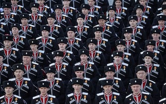 epa10616569 Russian servicemen march in downtown of Moscow, Russia, 09 May 2023, preparing for the military parade which will take place on the Red Square to commemorate the victory of the Soviet Union's Red Army over Nazi-Germany in WWII.  EPA/YURI KOCHETKOV