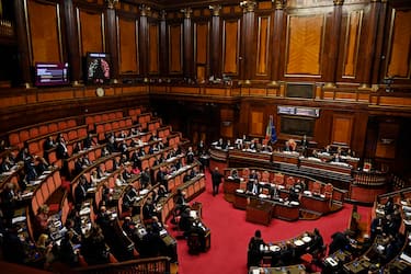 Il risultato del voto sulle pregiudiziali durante la discussione sul decreto legge migranti nellÕaula del Senato, Roma, 19 aprile 2023. ANSA/RICCARDO ANTIMIANI