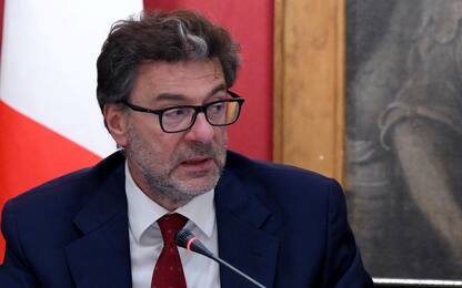 Il ministro dell'Economia e delle Finanze, Giancarlo Giorgetti, durante l'audizione davanti le Commissioni Bilancio di Camera e Senato, nell'ambito dell'attivita' conoscitiva preliminare all'esame del Piano strutturale di bilancio di medio termine 2025-2029, presso la Sala del Mappamondo di Montecitorio, Roma, 08 ottobre 2024. ANSA/ETTORE FERRARI