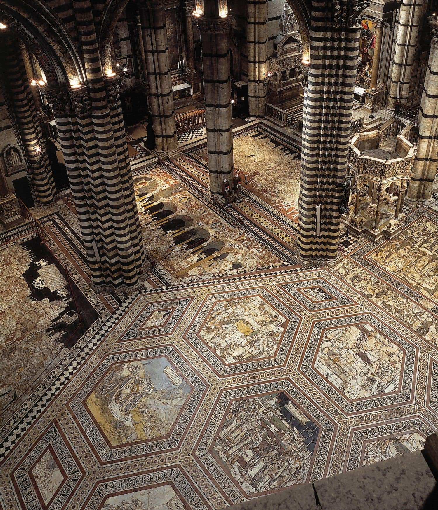 Scopertura-Pavimento-Duomo-Siena.jpg