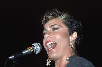 GIUNI RUSSO VERO NOME GIUSY ROMEO CANTANTE DECEDUTA NEL 2004