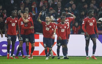 epa11861841 Team players of Lille celebrate the second goal during the UEFA Champions League match between LOSC Lille and Feyenoord Rotterdam in Villeneuve-d'Ascq, France, 29 January 2025.  EPA/MOHAMMED BADRA