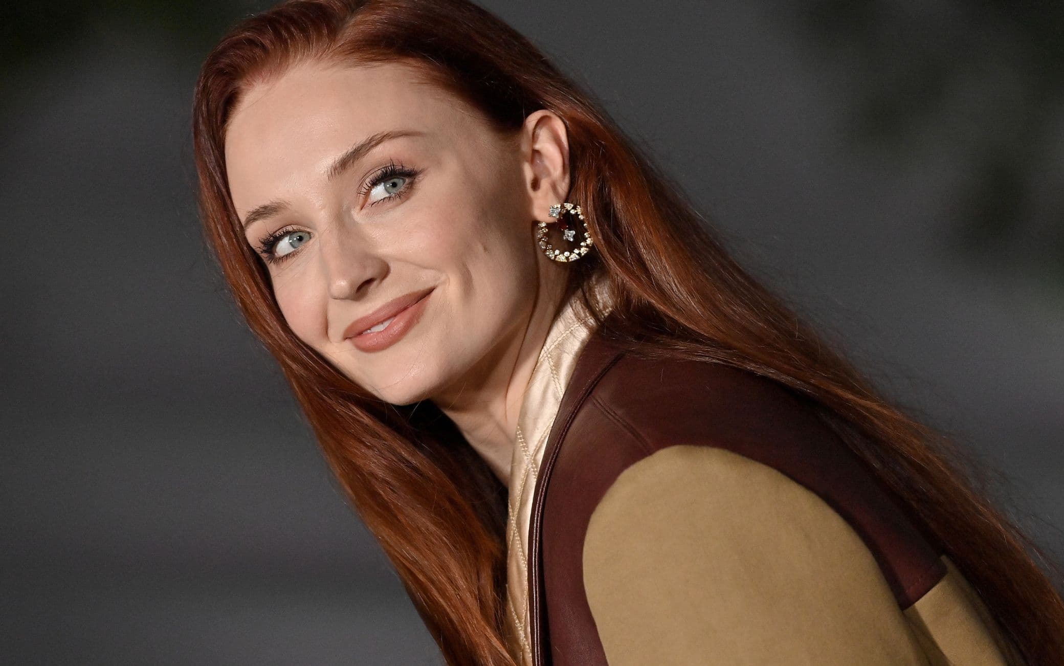 Sophie Turner per la prima volta su Instagram con Peregrine Pearson: la  storia è ufficiale. FOTO | Sky TG24