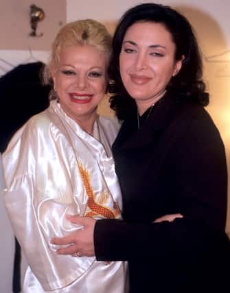 Milano, Archivio personaggi anni '90
nella foto : Sandra MIlo con la figlia Azzurra De Lollis 
©fotostore