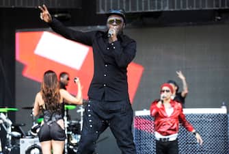 (L-R) Fergie, will.i.am, and Taboo of Black Eyed Peas perform during the Outside Lands Music & Arts festival at the Polo Fields in Golden Gate Park on August 29, 2009 in San Francisco, California. (Photo by Tim Mosenfelder/Getty Images)
