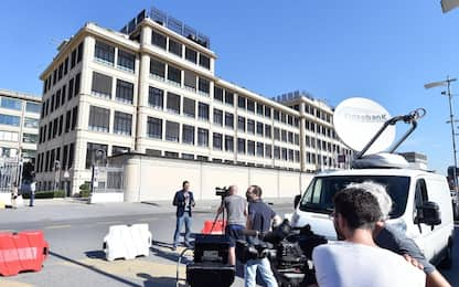 Fca recupera a Piazza Affari, vertici riuniti a Torino