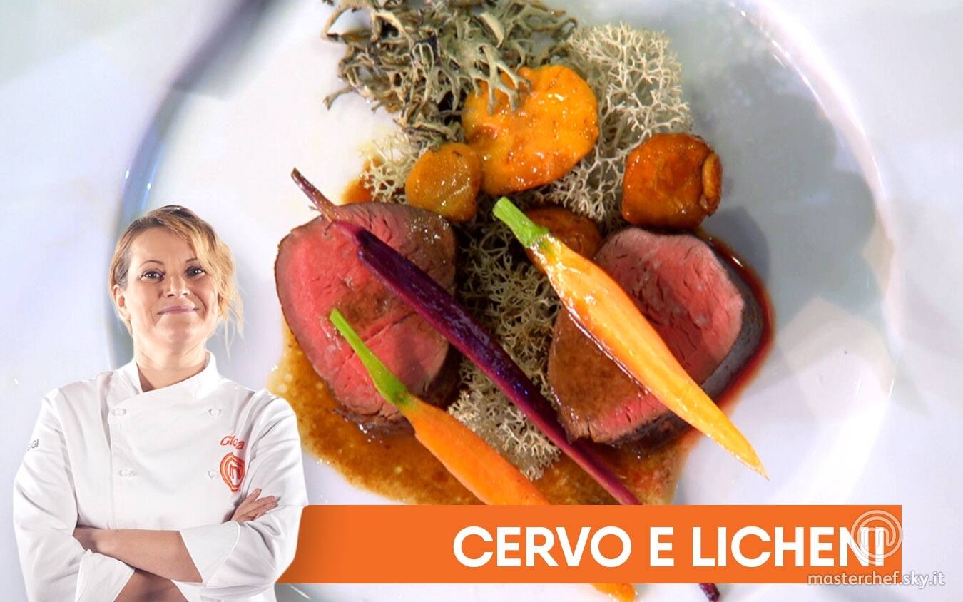 Cervo e licheni