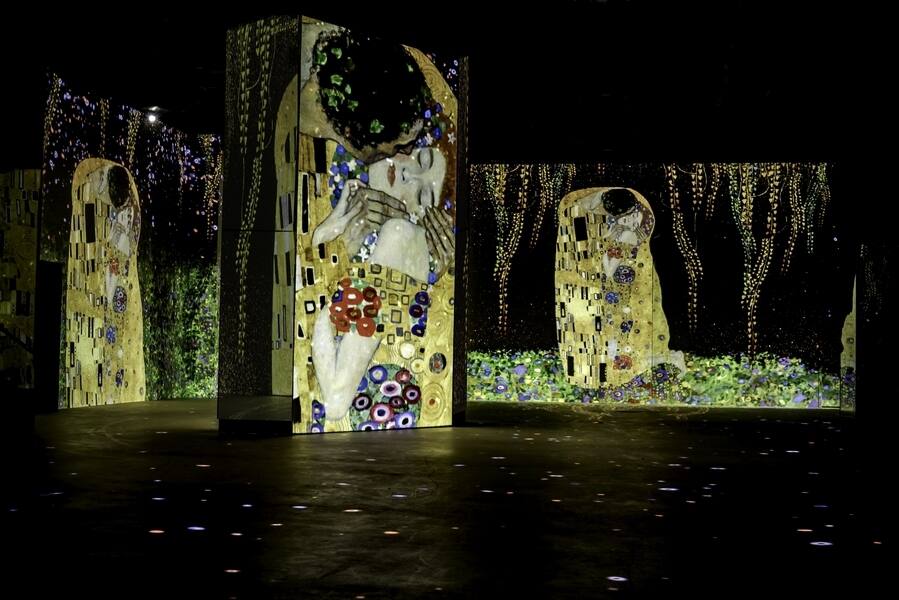 A New York ci si può immergere nella pittura di Gustav Klimt | Sky Arte