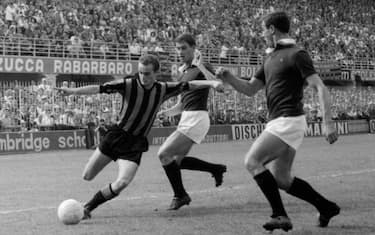 1963: INTER