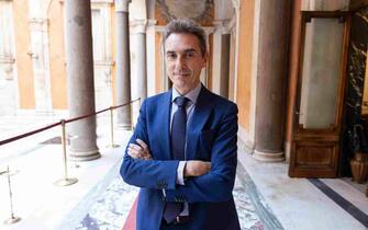 Alfredo Bazoli PD, al Senato della Repubblica per ricevere il kit con la Costituzione, il Regolamento interno e i documenti per gli adempimenti che servono per entrare a pieno titolo, dopo l'elezione, nella XIX legislatura a Roma 11 ottobre 2022 ANSA/MASSIMO PERCOSSI