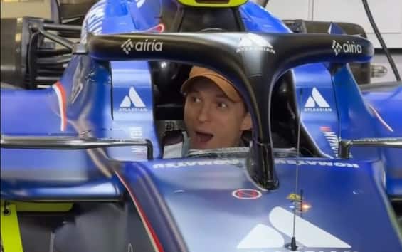 https://static.sky.it/editorialimages/c2ecd77183fccbd59f8accfbd9fc71edb9012ab6/skysport/it/motori/formula-1/video/2025/07/07/f1-tom-holland-williams-gp-silverstone/tom_holland_williams_screen.jpg?im=Resize,width=565