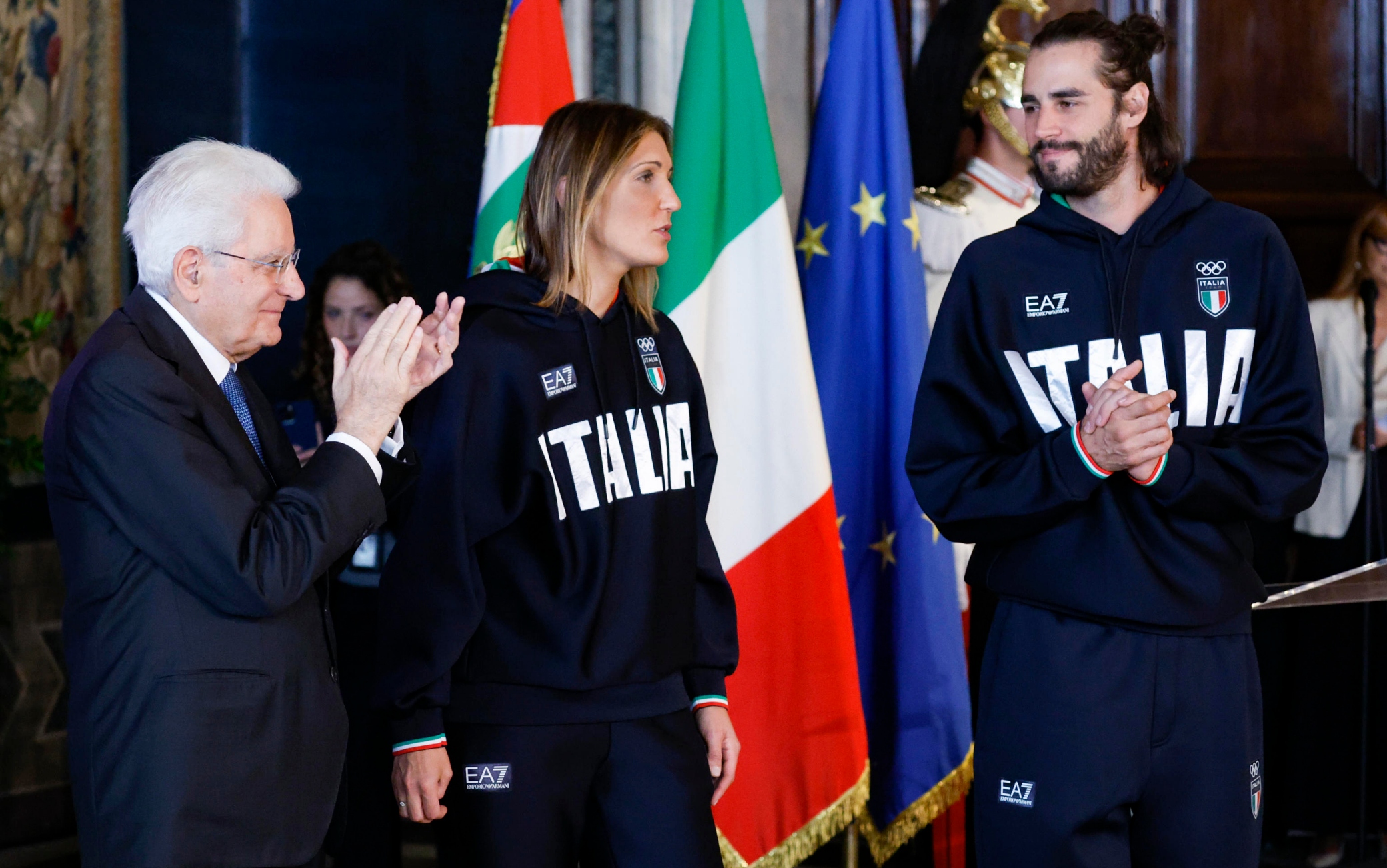 Mattarella accoglie i medagliati al Quirinale