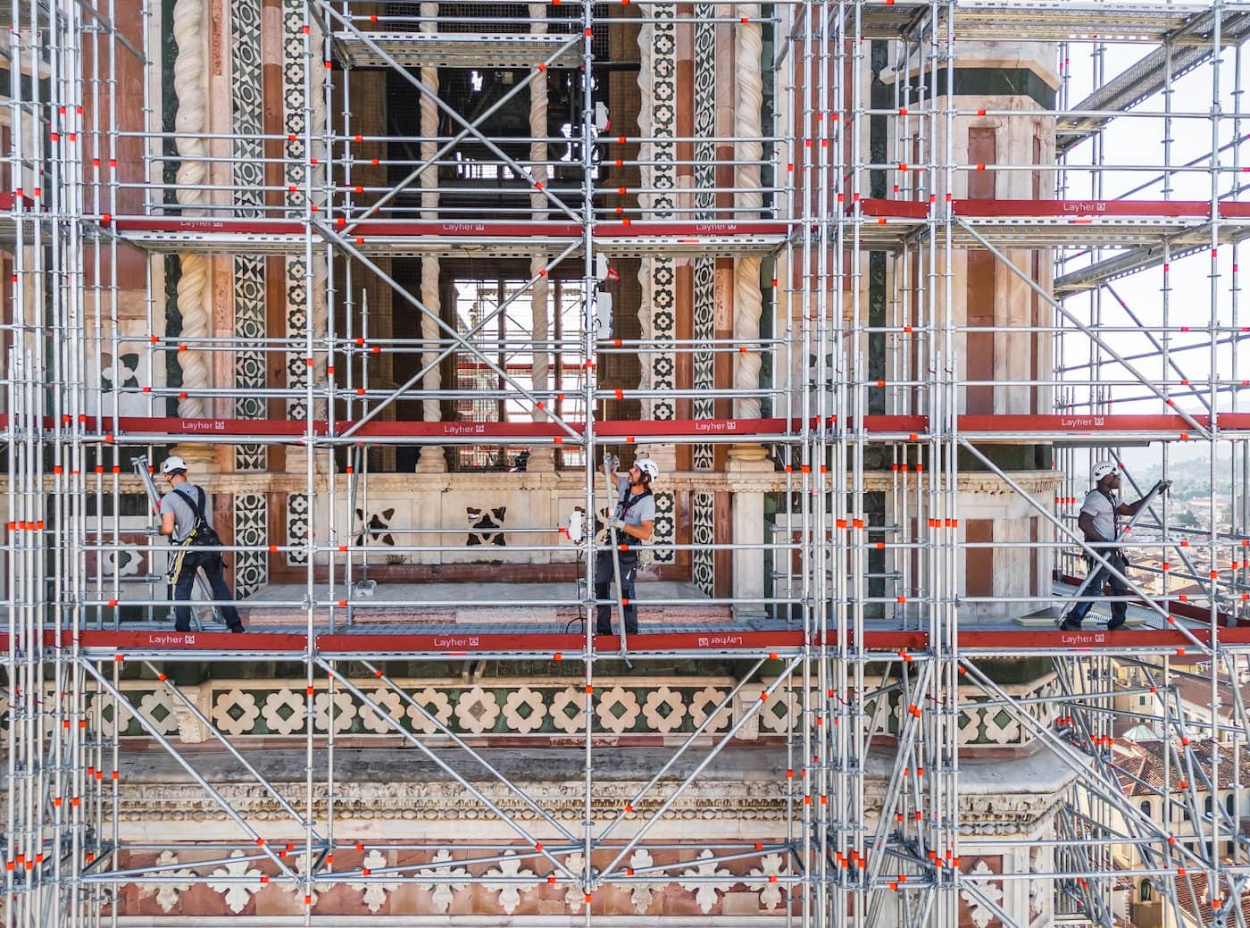 A Firenze si restaura (per la prima volta) lo storico Campanile di Giotto | Sky Arte