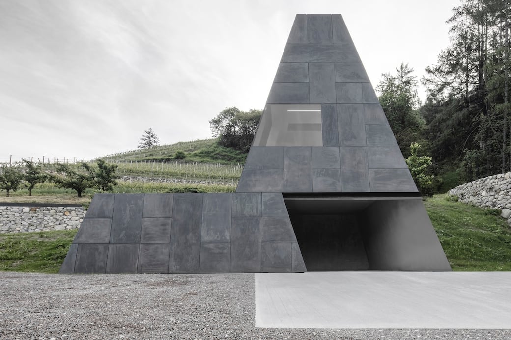bergmeisterwolf_emergere_nuova_cantina_Pacherhof_2018._Novacella_Varna._Foto_Gustav_Willeit.jpg