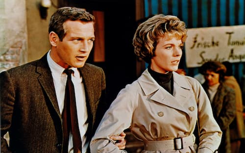 Il sipario strappato