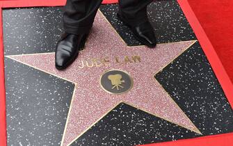 11-jude-law-stella-walk-of-fame-ipa - 1