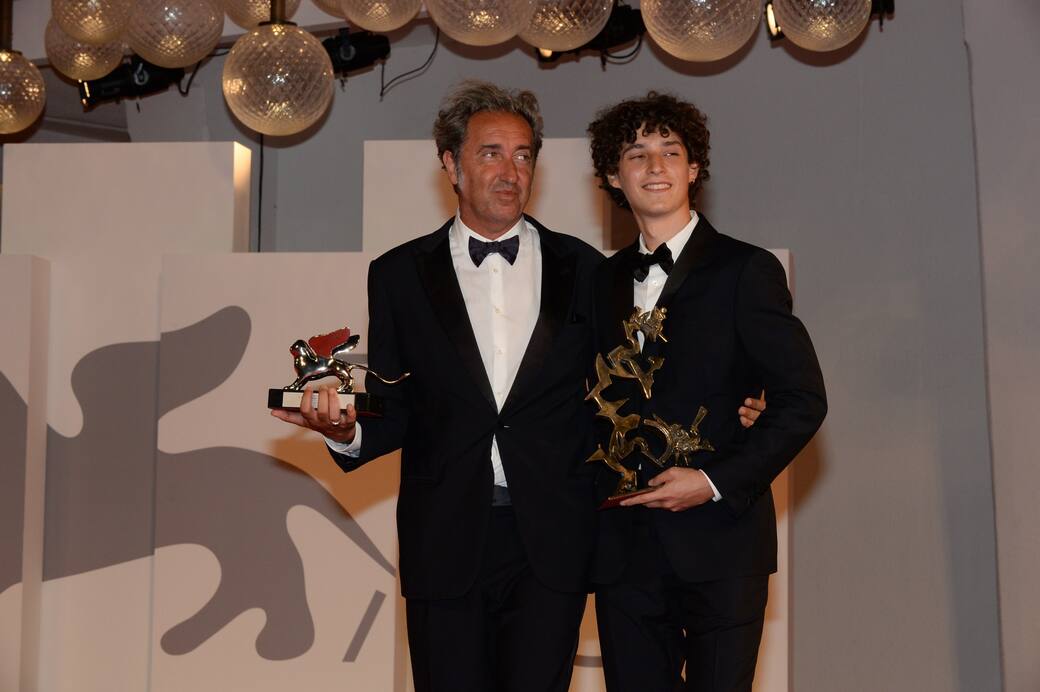 Venezia_78._Paolo_Sorrentino_e_Filippo_Scotti._Credits_La_Biennale_di_Venezia._Photo_ASAC_-Giorgio_Zucchiatti.JPG