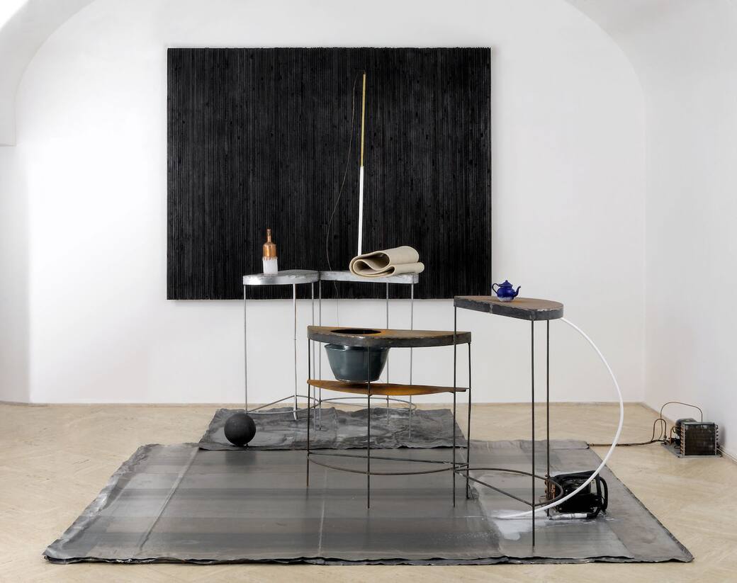 Pierpaolo Calzolari, Pioggia installazione, 2005-2006. Studio Calzolari di Lisbona