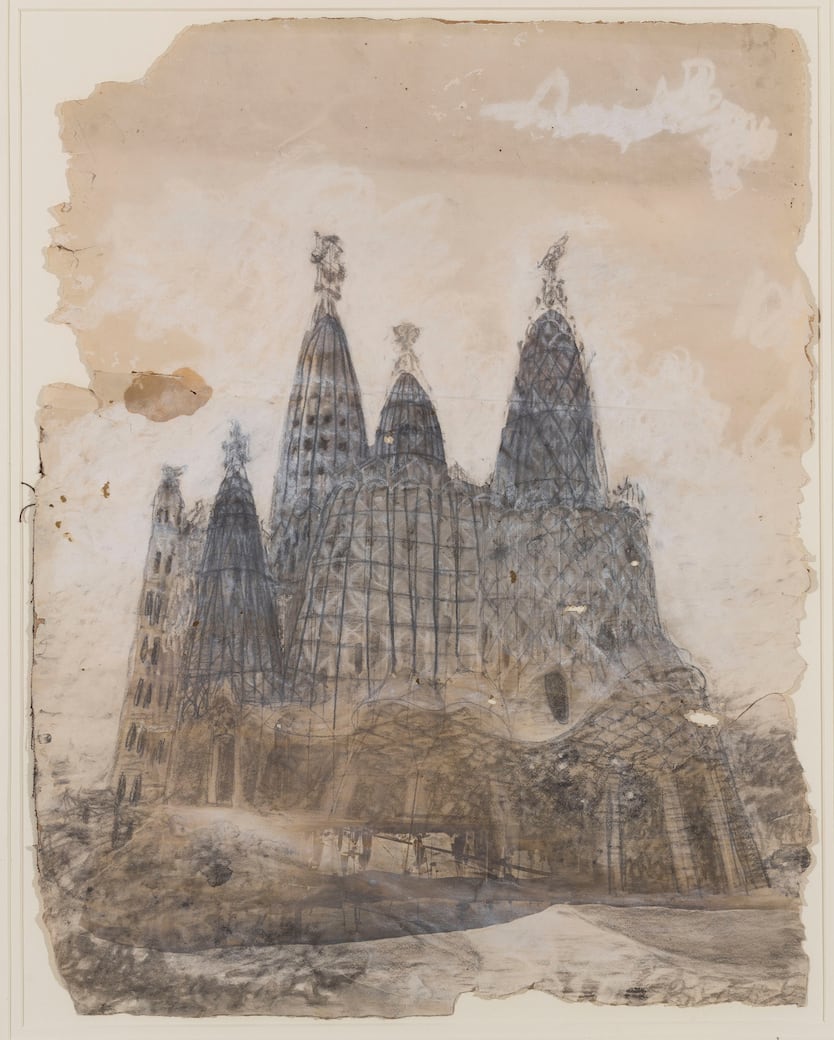 12._Antoni_Gaudí._Vista_exterior_de_l_església_de_la_Colònia_Güell_.jpg